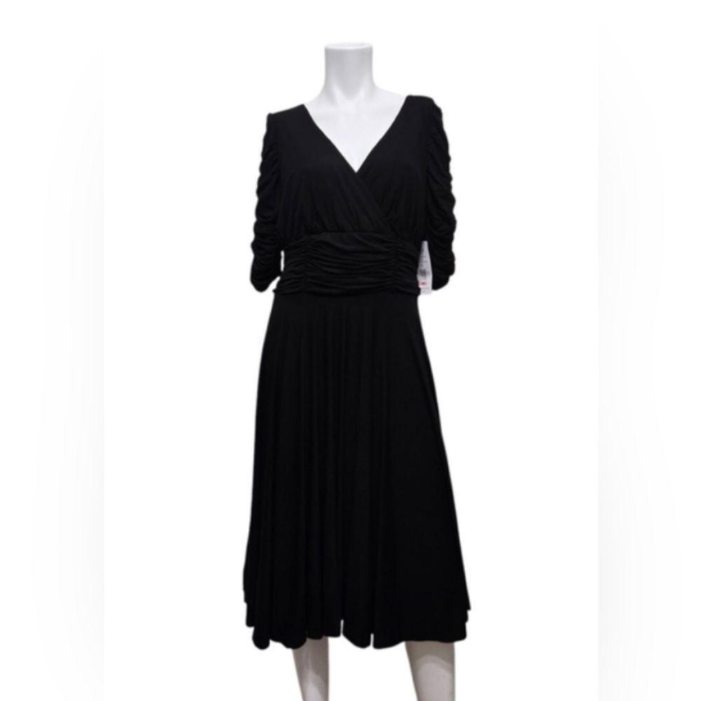 ⭐️NEW⭐️NUE by Shani Body Shaping Black Dress Ruched Waist & Sleeves •Size 8
